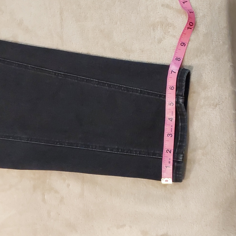 Mother High Waisted Pointy Study Nerdy jeans in black denim. Womens Size 33 - Picture 4 of 14